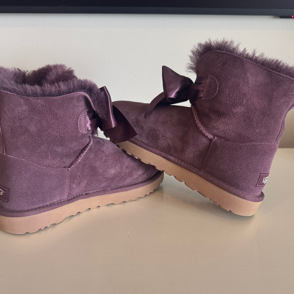 UGG Women's Ankle Boots in Plum with Satin Bow - Picture 3 of 10
